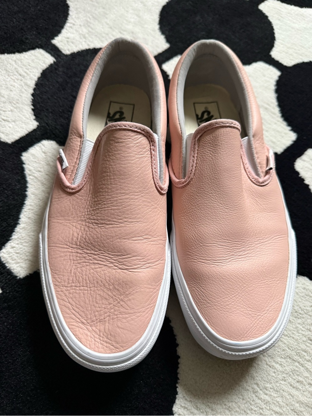 Vans Slip-On Sneakers in Dusty Pink